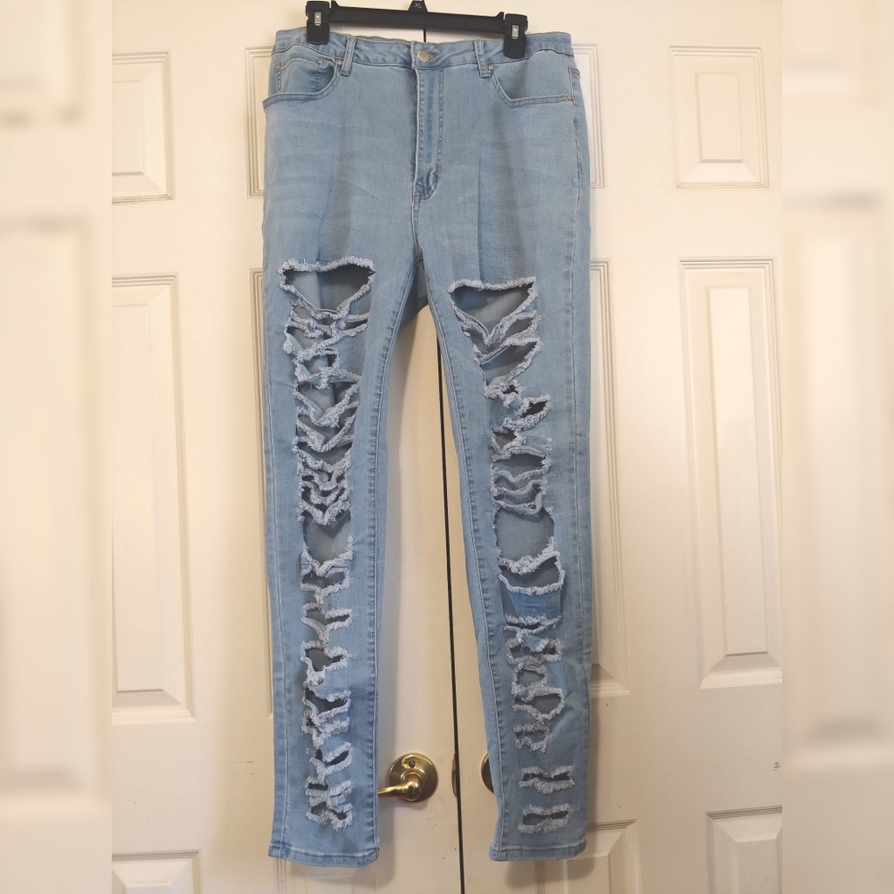 Light wash high waisted ripped skinny jeans
